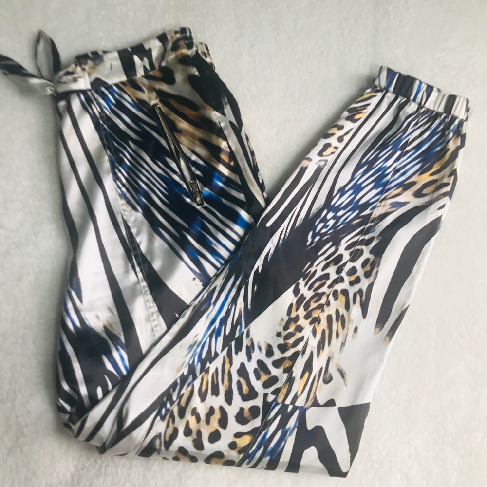 WOMEN’S ZEBRA BEBE PANTS